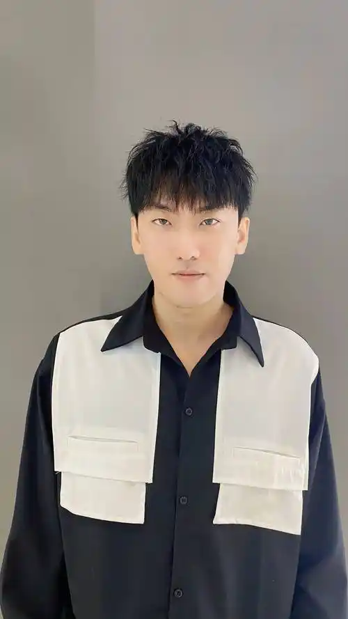 10多款帅气男发,清爽有型真精神,越来越多男士这样剪_造型_时尚_发型