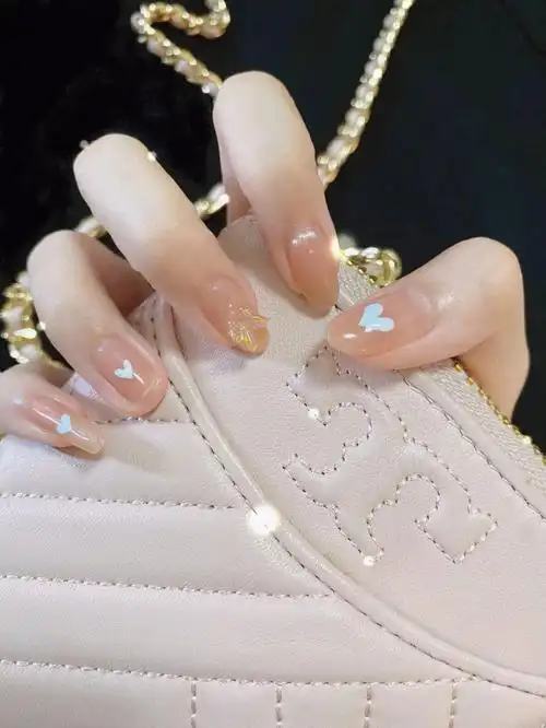 丽初净小昊: 2021ins美甲仙女夏日必备—冰透裸色💅🏻