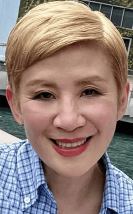 原创58岁吴君如近照曝光形象大变引热议疑整容过度尖嘴猴腮认不出