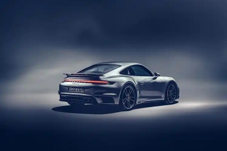porsche 全新 2021 年样式 911 turbo s 和 turbo s cabriolet 发布