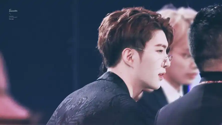 范丞丞/壁纸/ninepersent/侵权删