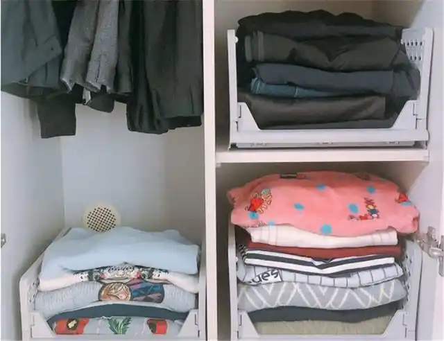 3,巧用衣物整理隔板