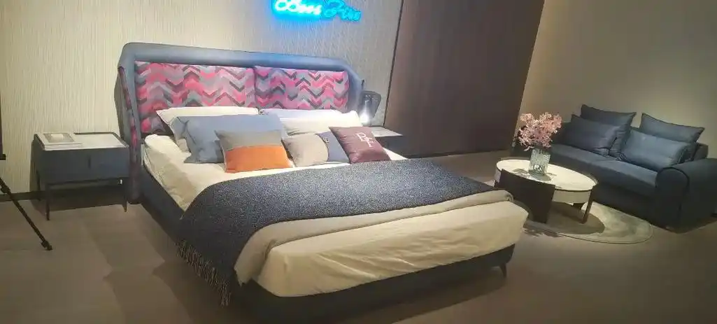 高端定制家具 #展厅实拍 #品质生活 #好产品分享 #软床 - 抖音