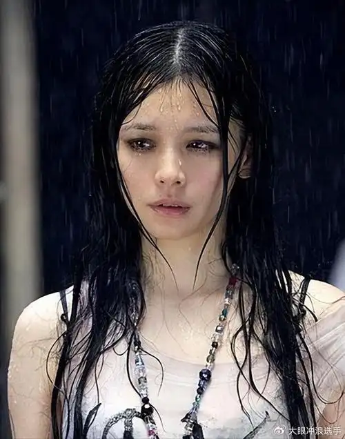 王力宏为了徐若瑄,抛弃怀孕的妻子,去和她见面私会!