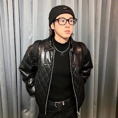 东方神起郑允浩出道20周年快乐