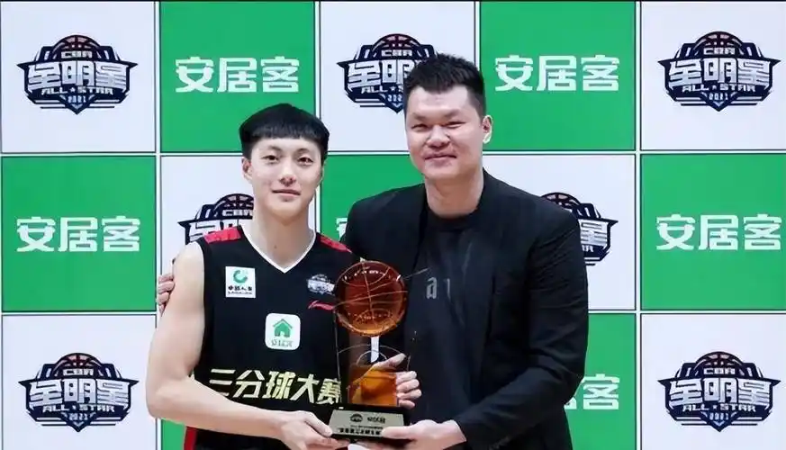热议:胡明轩31分荣膺全明星mvp!