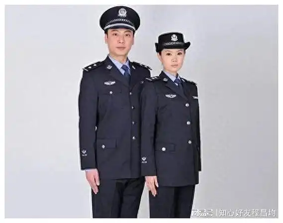 九九式警服春秋常服九九式警服春秋执勤服和短袖,夹克