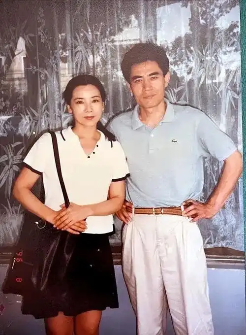 67岁陈宝国遭受过失眠折磨与妻子成亲人为大龄儿子婚恋焦虑