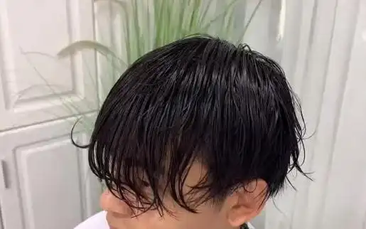 男生发型  烟花烫短款碎盖,暖男系列发型烟花烫 男士发型