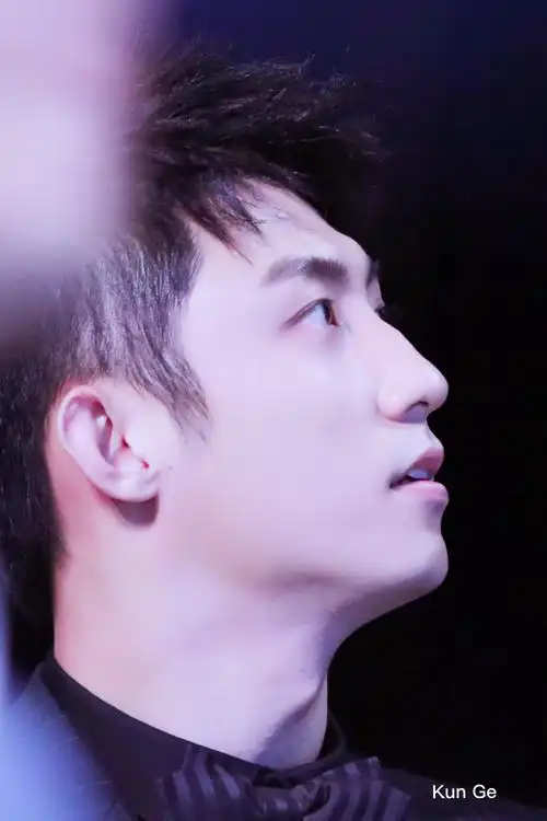 20181109 第24届华鼎奖 黄景瑜 获中国当代题材电视剧最佳男演员