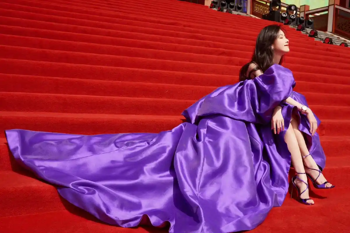 陈都灵  高跟凉鞋  大长腿