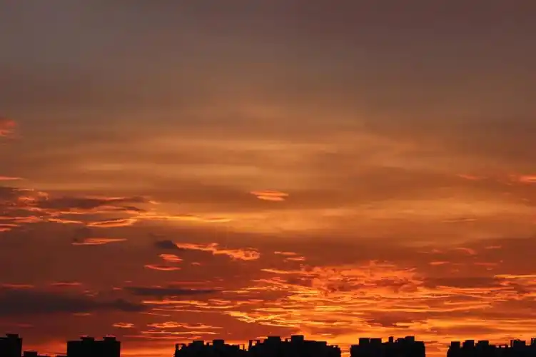 夏日黄昏的日落相当温柔95#日落  ##夕阳