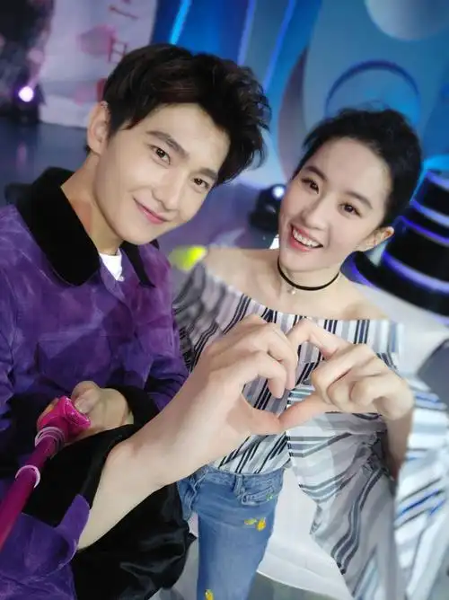 杨洋,刘亦菲