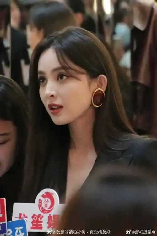 已经打假了呀来看点古力娜扎绝美生图