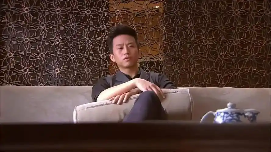 相爱十年肖然从一个穷学生一步步成为富翁真是太厉害