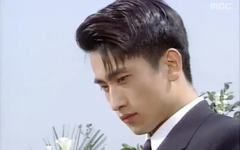 爱全为你车仁表申爱罗cut1骑着机车耍帅的逗逼富二代公然调戏女主绝版