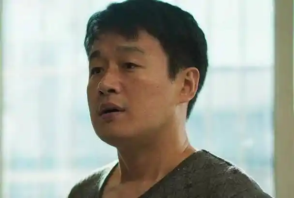 冲着于文文看《消失的孩子》,却被佟大为的哭戏吸引_儿子_情绪_剧情