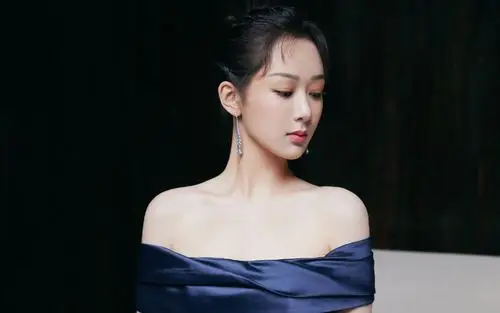 杨紫性感蓝色露肩裙图片-美女壁纸-高清美女图片-第4图-娟娟壁纸