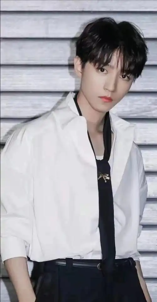 瘦脸|方脸|易烊千玺|华语歌手|华语音乐_网易订阅