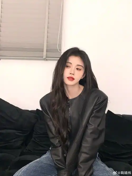 鞠婧祎超话可盐可甜,霸气又温柔,鞠式美妆又来甜蜜狙击!