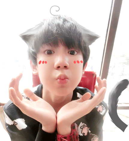 小鲜肉卖萌可爱要鱼鱼嘟嘴gif动图_动态图_表情包下载_soogif