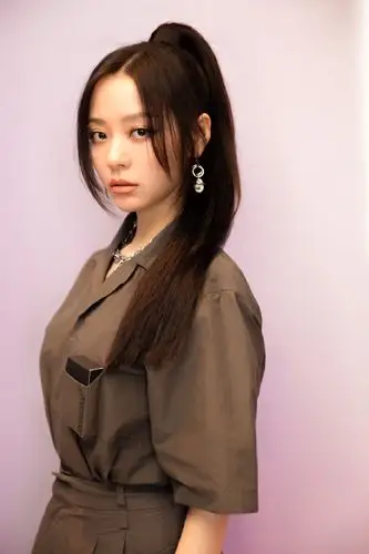 张靓颖中分高马尾写真图片49