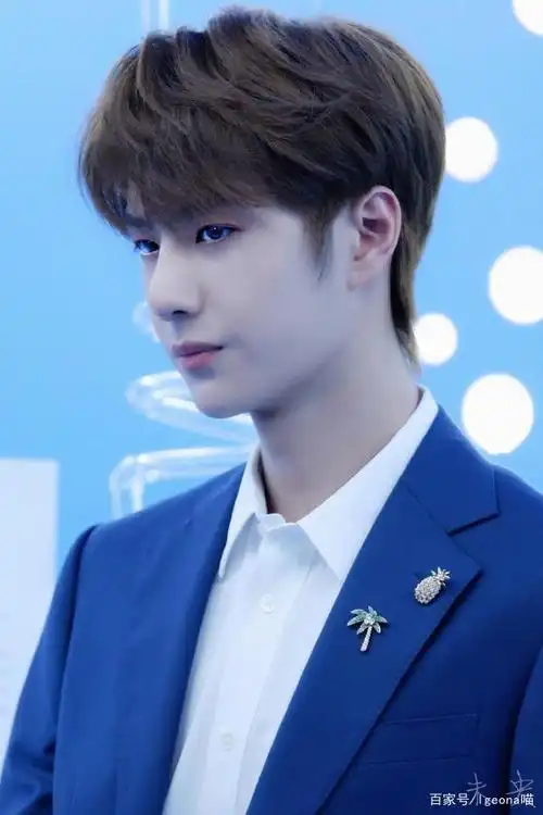 王一博:今天是西装杀手啵,霸总巨星名流范,帅在我心尖上的男人