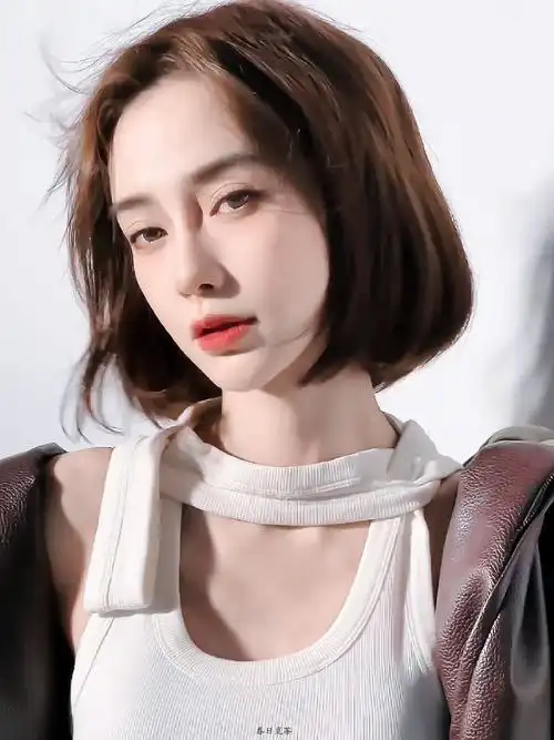 angelababy短发怼脸花絮视频##angelababy机车短发造型##杨颖win眄