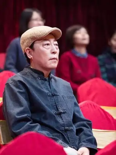 倪大红到底有多低调,高考4次才考入中戏,娶倪萍妹妹隐瞒多年