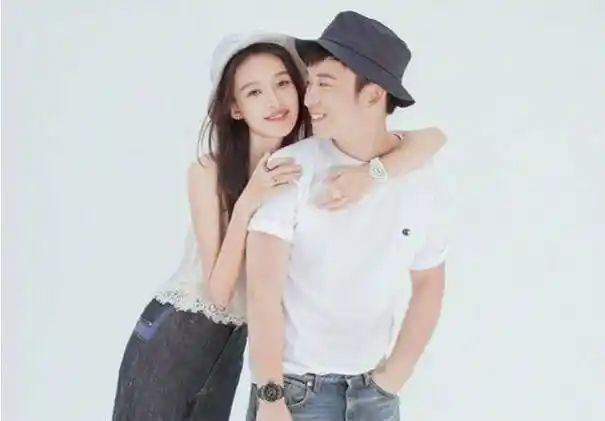 以为是单身,实则早已有对象的明星,了解任嘉伦,怕是糖宝的假粉_孙艺洲