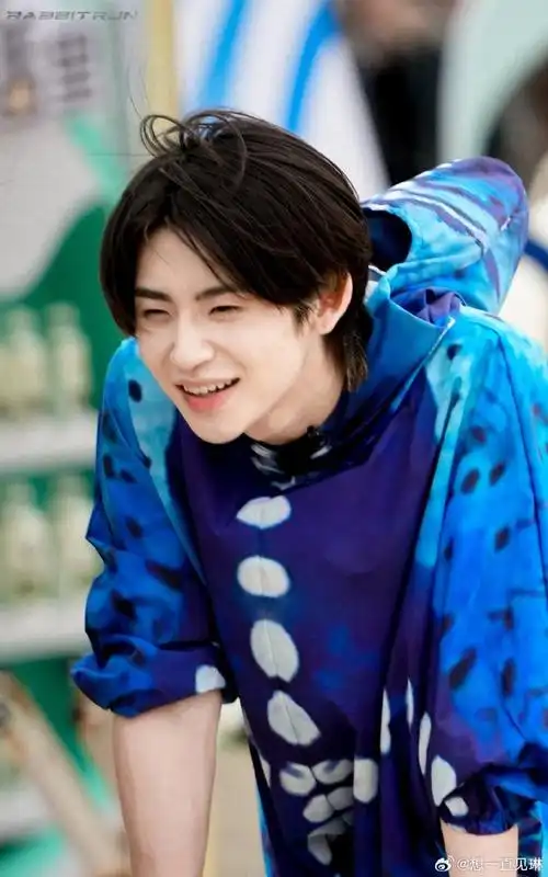 小鬼王琳凯超话