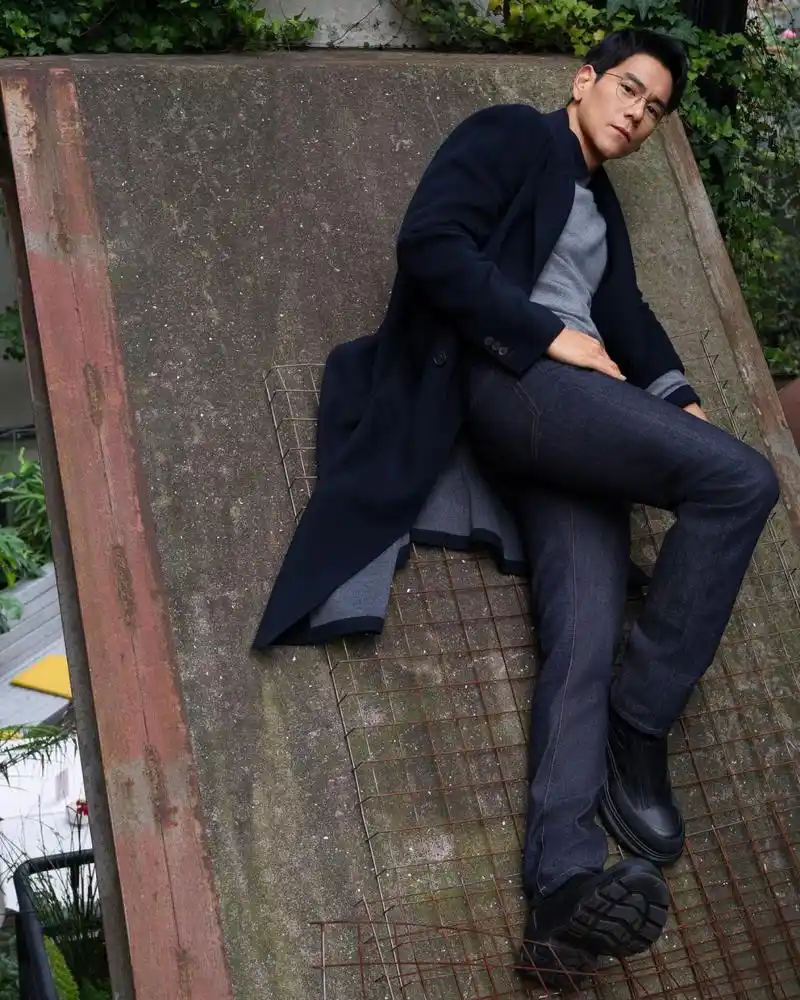 吴彦祖,彭于晏,已经不是一个人名,而是是型男的代名词了,这组彭于晏