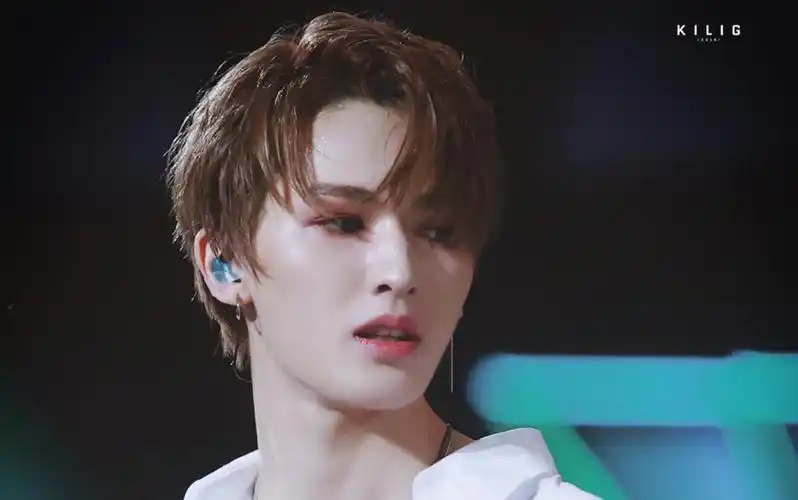 朱正廷 爱奇艺泡泡圈录制起床铃声