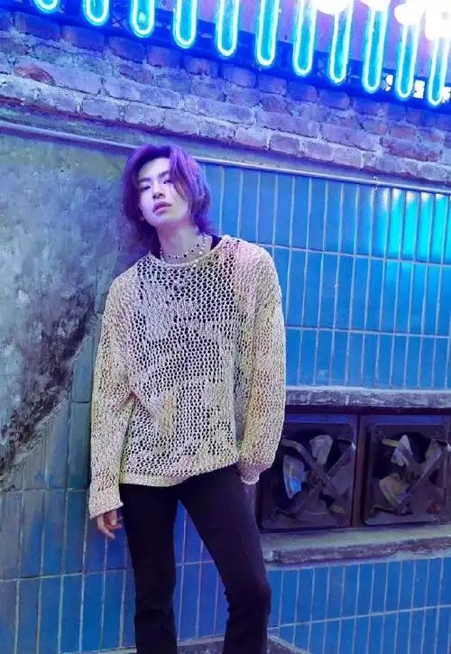 小鬼力量感手臂线条