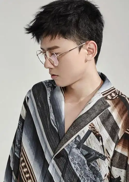 张杰图片 张杰黑白魅力写真图片,明星,高清,时尚,帅哥,魅力,歌手,张杰