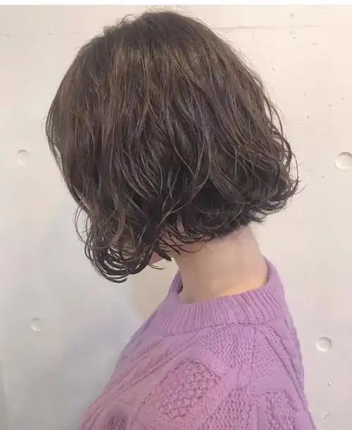 短发蓬蓬烫就是时髦