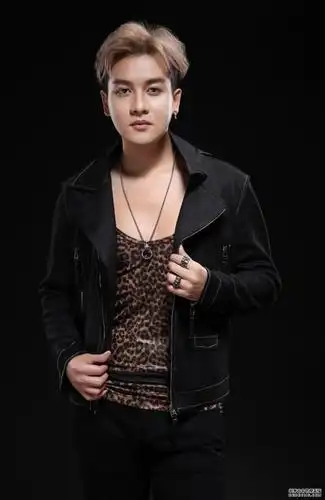 李菓年底发新歌《弄丢》经纪人爆料拍电影