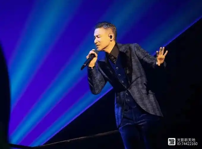 张学友新冠康复后火速回归舞台媒体称卖命还债妻子败光20亿