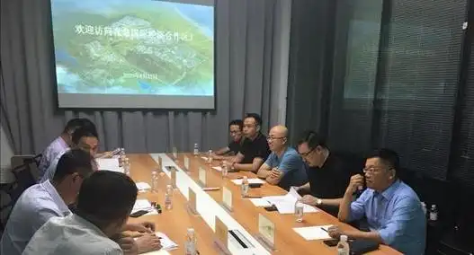 西海岸新区管委办公室主任傅跃鑫,西海岸新区发改局局长史桂龙等