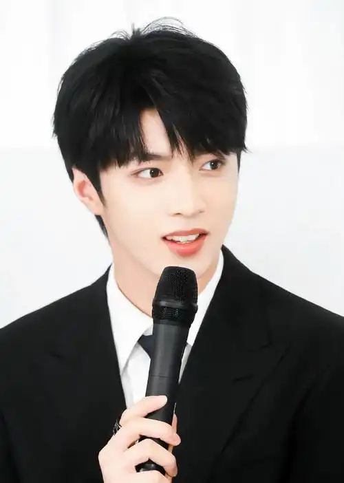 刘耀文治愈系笑容