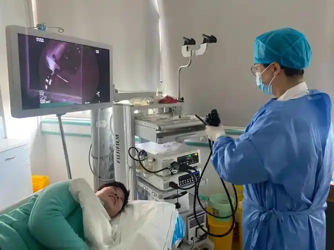 春节过后医院消化科门诊患者骤增