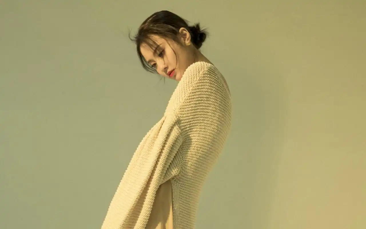 张慧雯性感迷幻时尚大片桌面壁纸