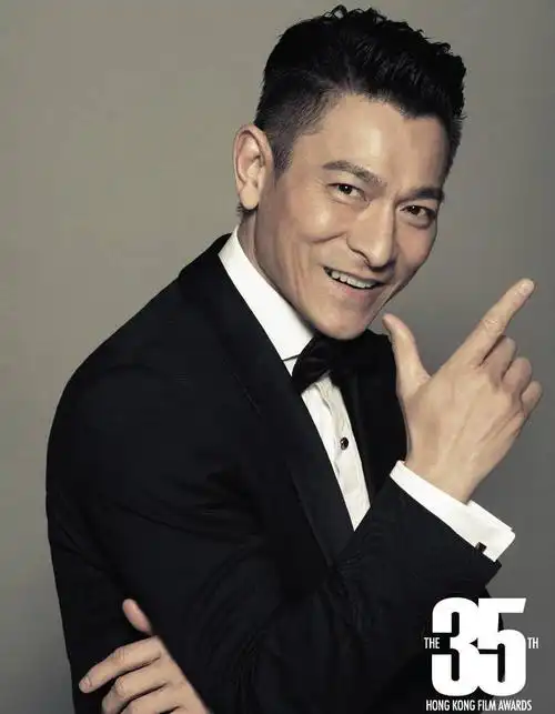 简介:刘德华早年酷帅写真图片,分享一组刘德华图片给大家,图中的明星