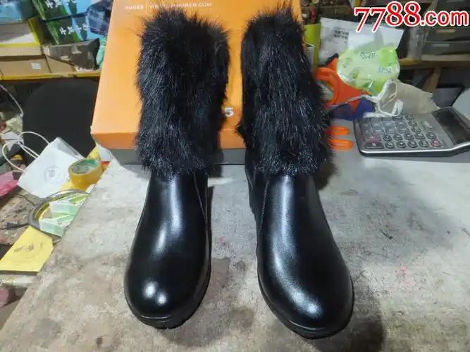 特价库存正品3515女毛皮军靴