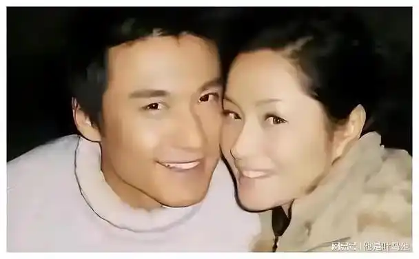 胡兵:爱上瞿颖30年,3次表白被拒绝,他一生未婚她一生未孕