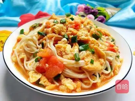 番茄鸡蛋拌面的做法_菜谱_香哈网