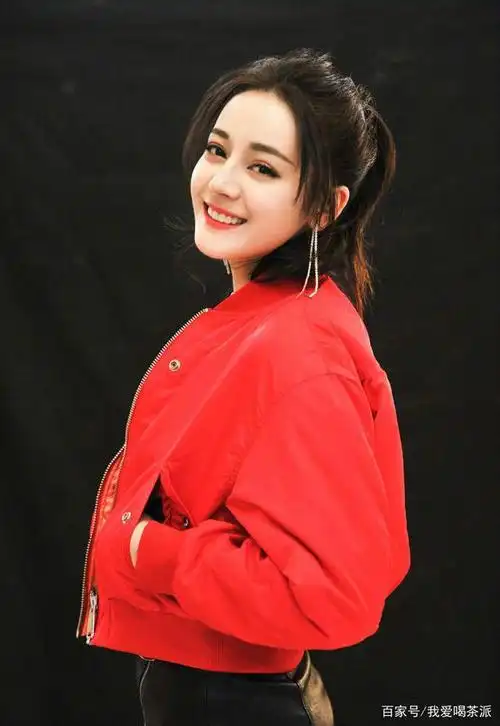 迪丽热巴好看高清手机壁纸来一波,热巴美到爆