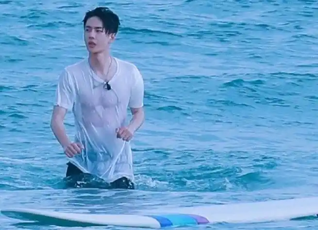 内娱男明星腹肌##王一博