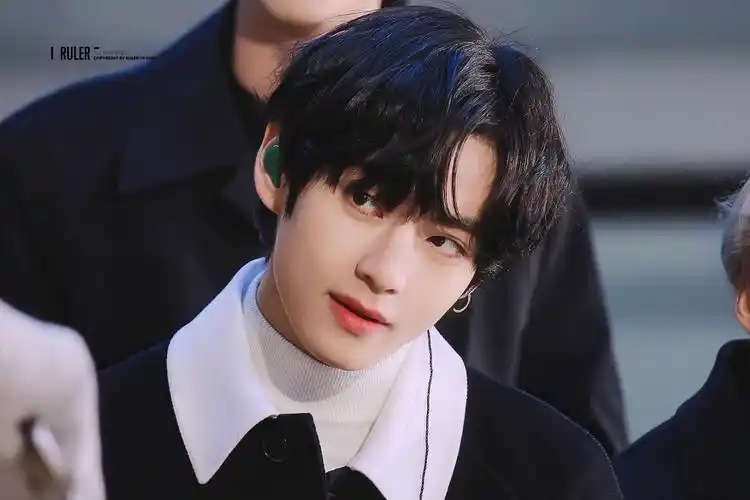 金泰亨 - 堆糖,美图壁纸兴趣社区