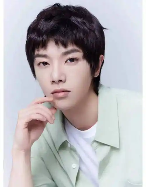 原创富二代光芒王思聪与华晨宇的成功之路